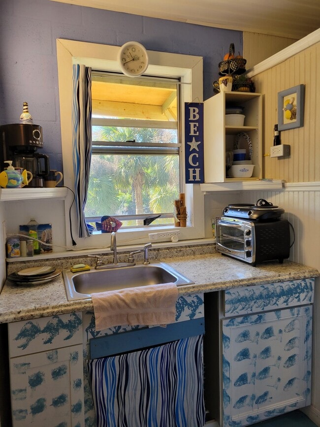 4411 Germany Ave in North Port, FL - Building Photo - Building Photo