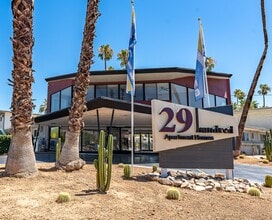 29Hundred Apartments in Palm Springs, CA - Foto de edificio - Building Photo