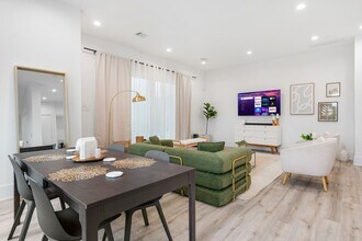 3410 Baer St in Houston, TX - Building Photo - Building Photo