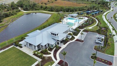 12466 Somatic Ct in Venice, FL - Foto de edificio - Building Photo