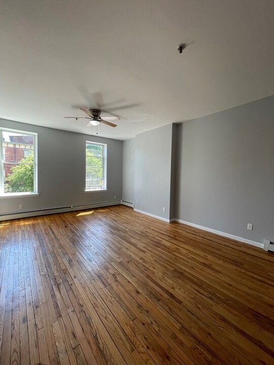 103 Liberty St in Newburgh, NY - Building Photo