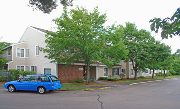 Northfield Green Apartments in Portland, ME - Building Photo - Building Photo