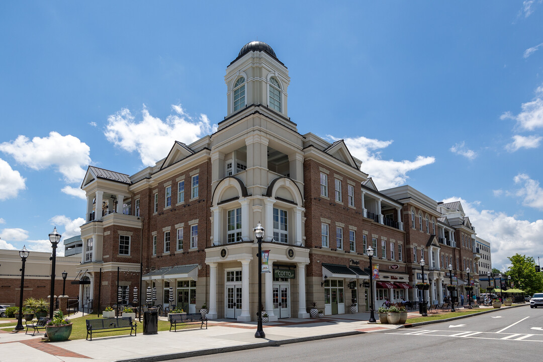 Gainsville Renaissance in Gainesville, GA - Building Photo