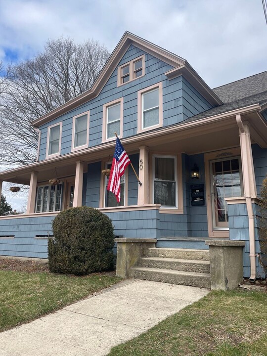 50 Meridian St in Groton, CT - Building Photo