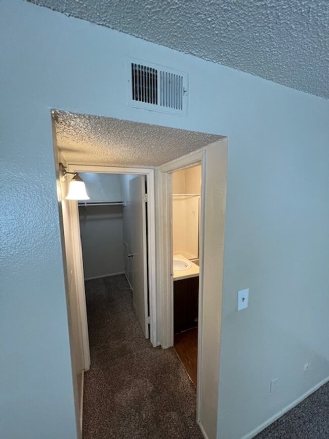 10742 E Exposition Ave in Aurora, CO - Building Photo - Building Photo