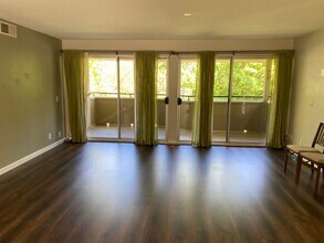 22505 Caminito Costa in Laguna Hills, CA - Building Photo - Building Photo