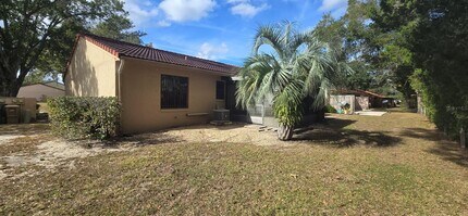 1923 SW 34th Ct in Ocala, FL - Building Photo - Building Photo