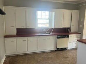 1003 Poplar St in Smackover, AR - Building Photo - Building Photo