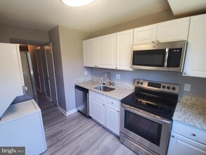 19349 Keymar Way in Gaithersburg, MD - Building Photo - Building Photo