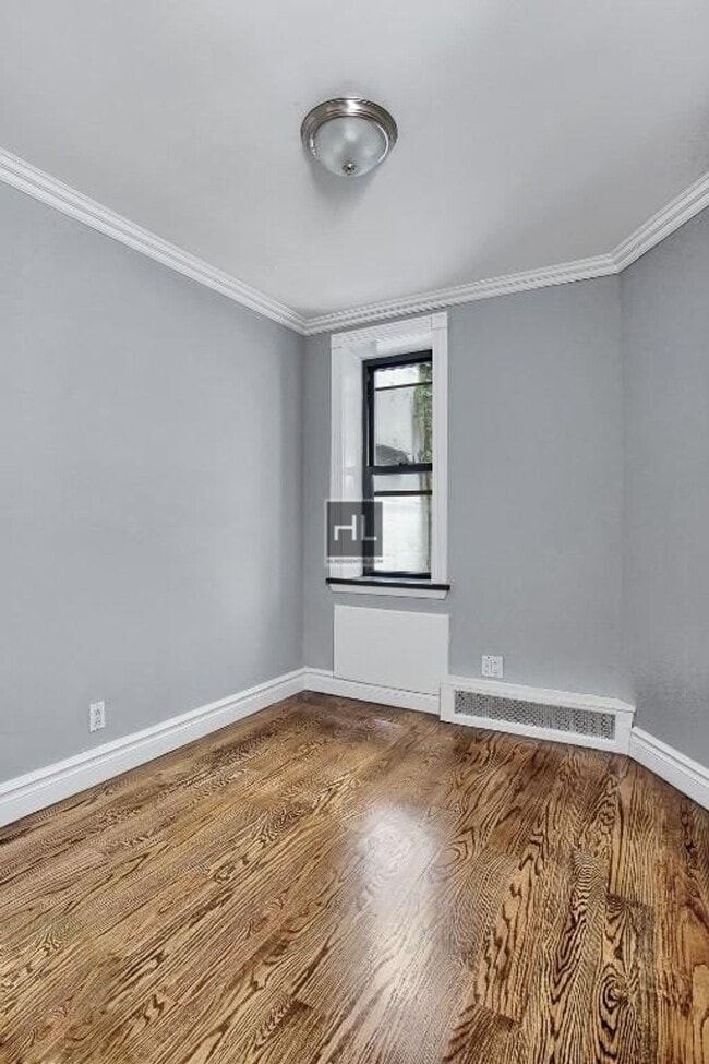 East 25th Street in New York, NY - Building Photo - Building Photo