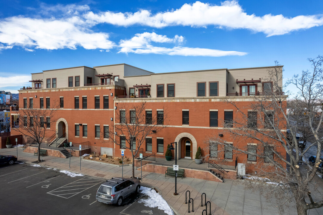 261 Pine St in Fort Collins, CO - Foto de edificio