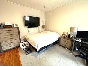 1330 Commonwealth Ave, Unit 12 in Boston, MA - Building Photo - Building Photo