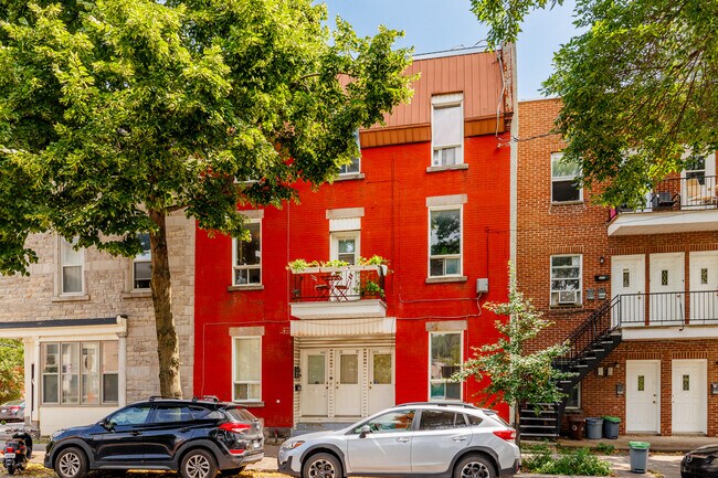 3412 Delisle Rue in Montréal, QC - Building Photo - Primary Photo