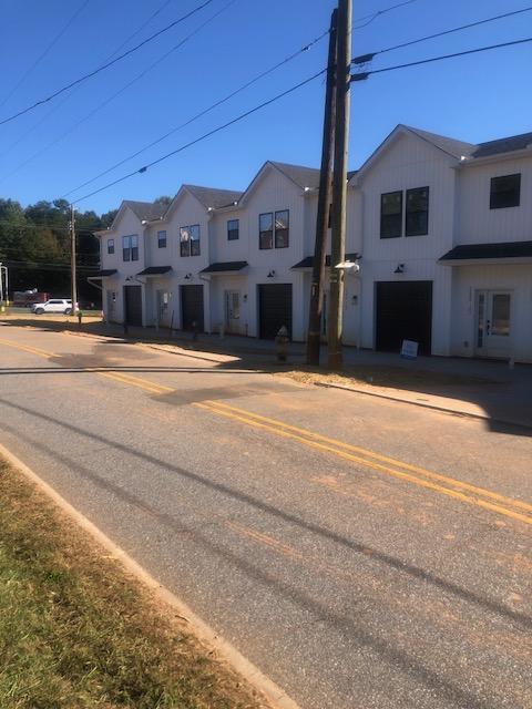 2280 15th Ave NE in Hickory, NC - Building Photo - Building Photo