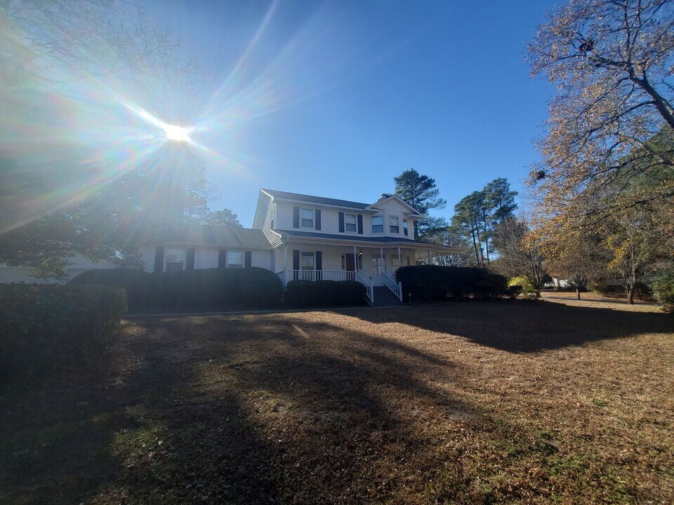 2033 Wood Duck Dr in Fayetteville, NC - Building Photo