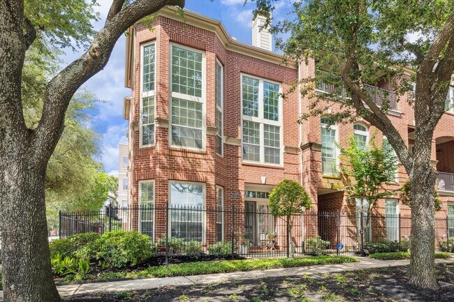 property at 422 McGowen St