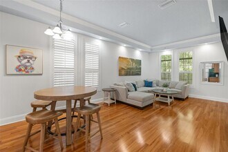 2211 Soho Bay Ct in Tampa, FL - Building Photo - Building Photo