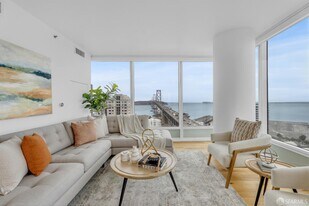 425 1st St in San Francisco, CA - Building Photo