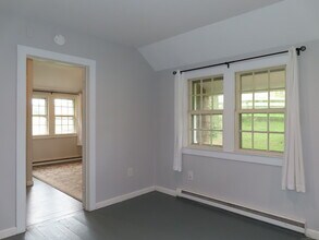150 Sterling City Rd in Lyme, CT - Building Photo - Building Photo