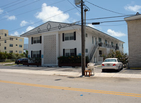 1850 S Treasure Dr Apartments