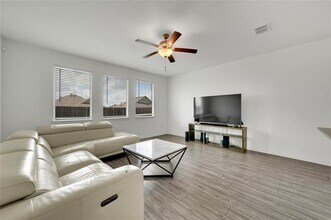 5630 Elwood Dr in Heath, TX - Building Photo - Building Photo