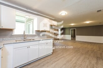 1206 Garden Park Dr in Jackson, MS - Building Photo - Building Photo