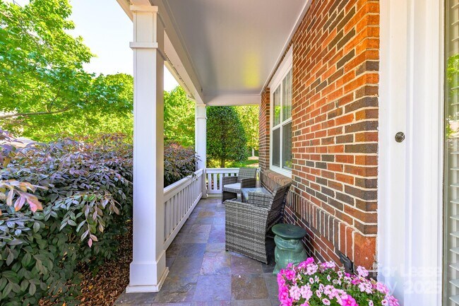 18524 Mizzenmast Ave in Cornelius, NC - Building Photo - Building Photo