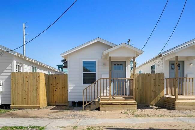 property at 706 38th St