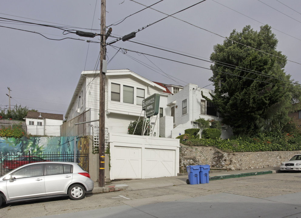 Surfside Apartments in Santa Cruz, CA - Building Photo