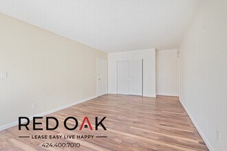 10714 Western Ave in Downey, CA - Building Photo - Building Photo