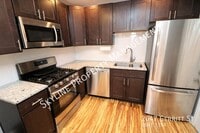 2047 Gerritt St photo'