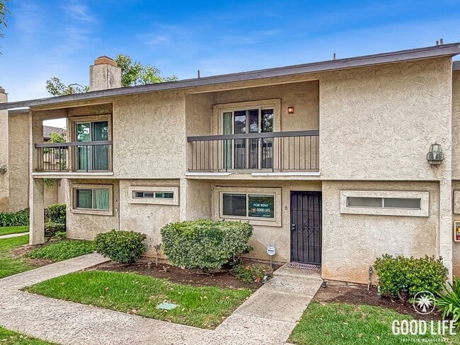 property at 740 N Mollison Ave
