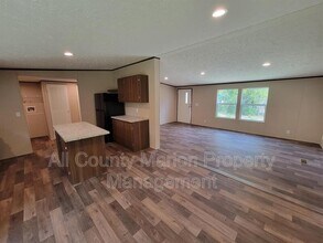 11392 NW 16th Pl in Ocala, FL - Building Photo - Building Photo