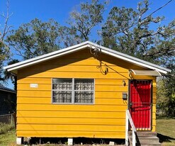 1175 W 3rd St in Jacksonville, FL - Building Photo