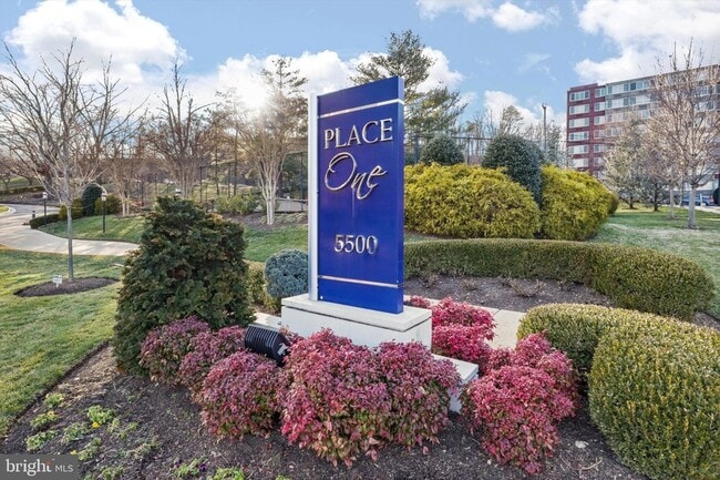 5500 Holmes Run Pkwy, Unit 1618 in Alexandria, VA - Building Photo - Building Photo