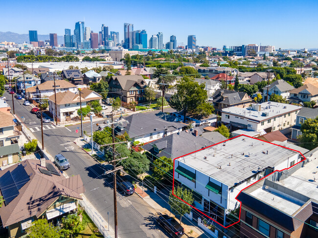 2112 Toberman St in Los Angeles, CA - Building Photo - Building Photo