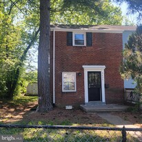 6007 Martin Luther King Jr Ct in Capitol Heights, MD - Building Photo