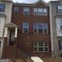 840 Ivy Vine Way in Alpharetta, GA - Building Photo