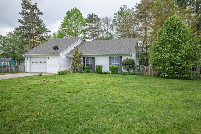property at 607 Woodberry Ct