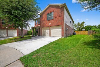 14934 Sugar Falls Ct in Sugar Land, TX - Building Photo - Building Photo
