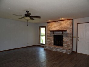 375 Harrison Dr in Daleville, AL - Building Photo - Building Photo