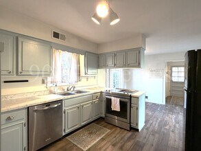 7094 Corsica Dr in Germantown, TN - Building Photo - Building Photo