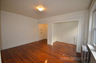 1167 Boylston St, Unit 18 in Boston, MA - Building Photo - Building Photo