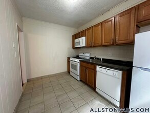 518 Cambridge St in Boston, MA - Building Photo - Building Photo