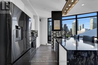 3 Navy Wharf Ct in Toronto, ON - Building Photo - Building Photo