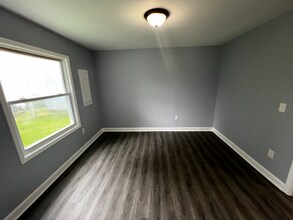 220 Locust Ln in Elkton, MD - Building Photo - Building Photo