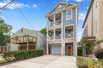 829 Asbury St in Houston, TX - Building Photo - Building Photo