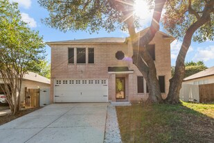 10003 Silver Park in San Antonio, TX - Building Photo