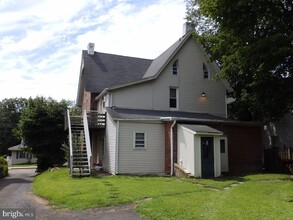 53 N Main St in Chalfont, PA - Building Photo - Building Photo