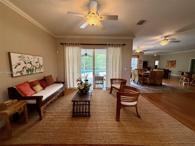3140 Fairways Dr in Homestead, FL - Building Photo - Building Photo